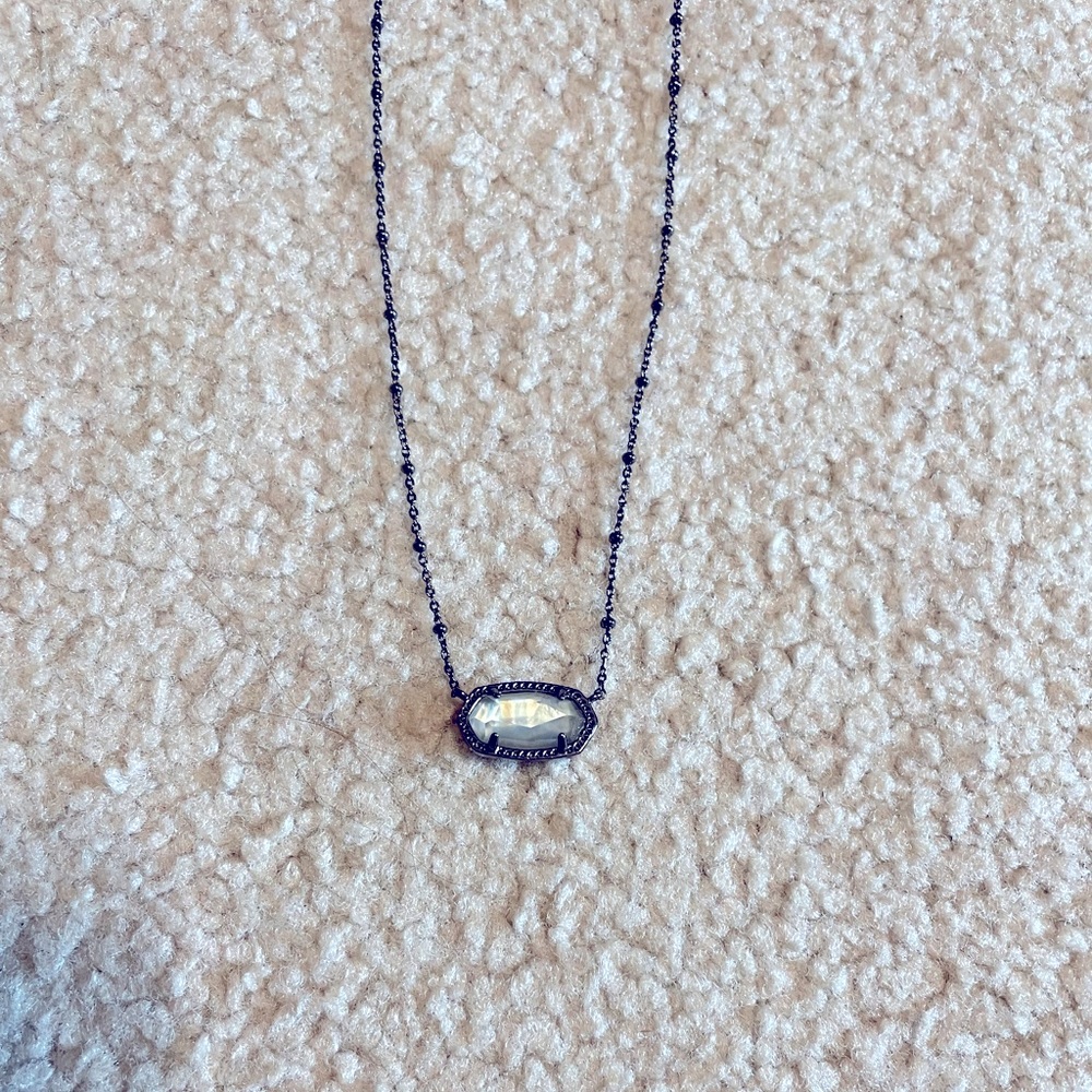 Kendra Scott Necklace